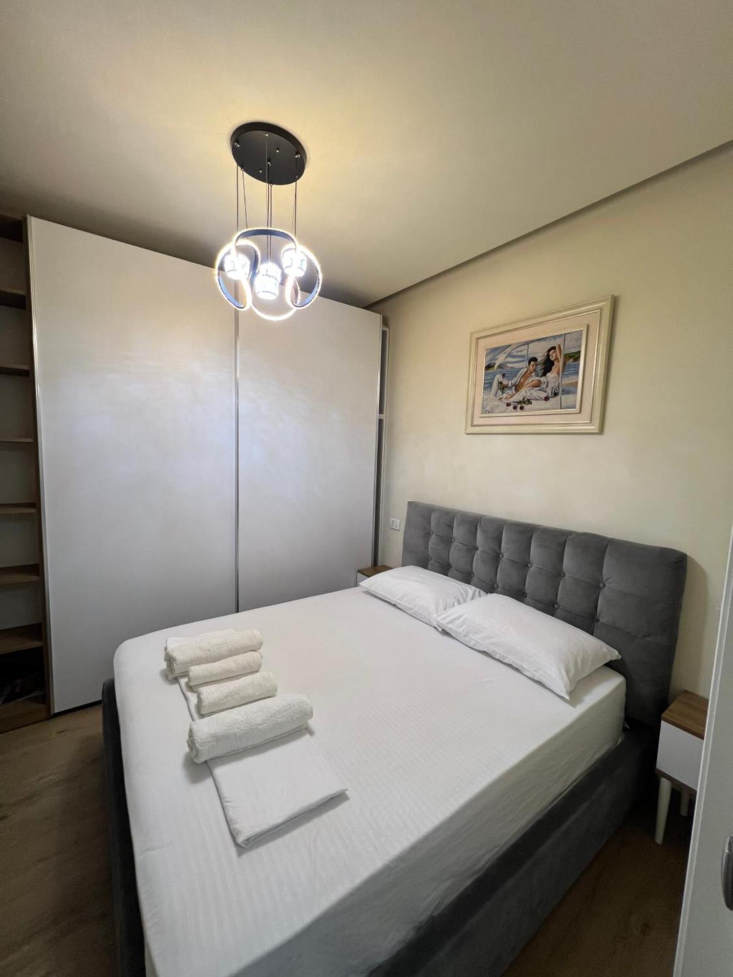 Condor Center Luxury Apartment Tiranë Luaran gambar